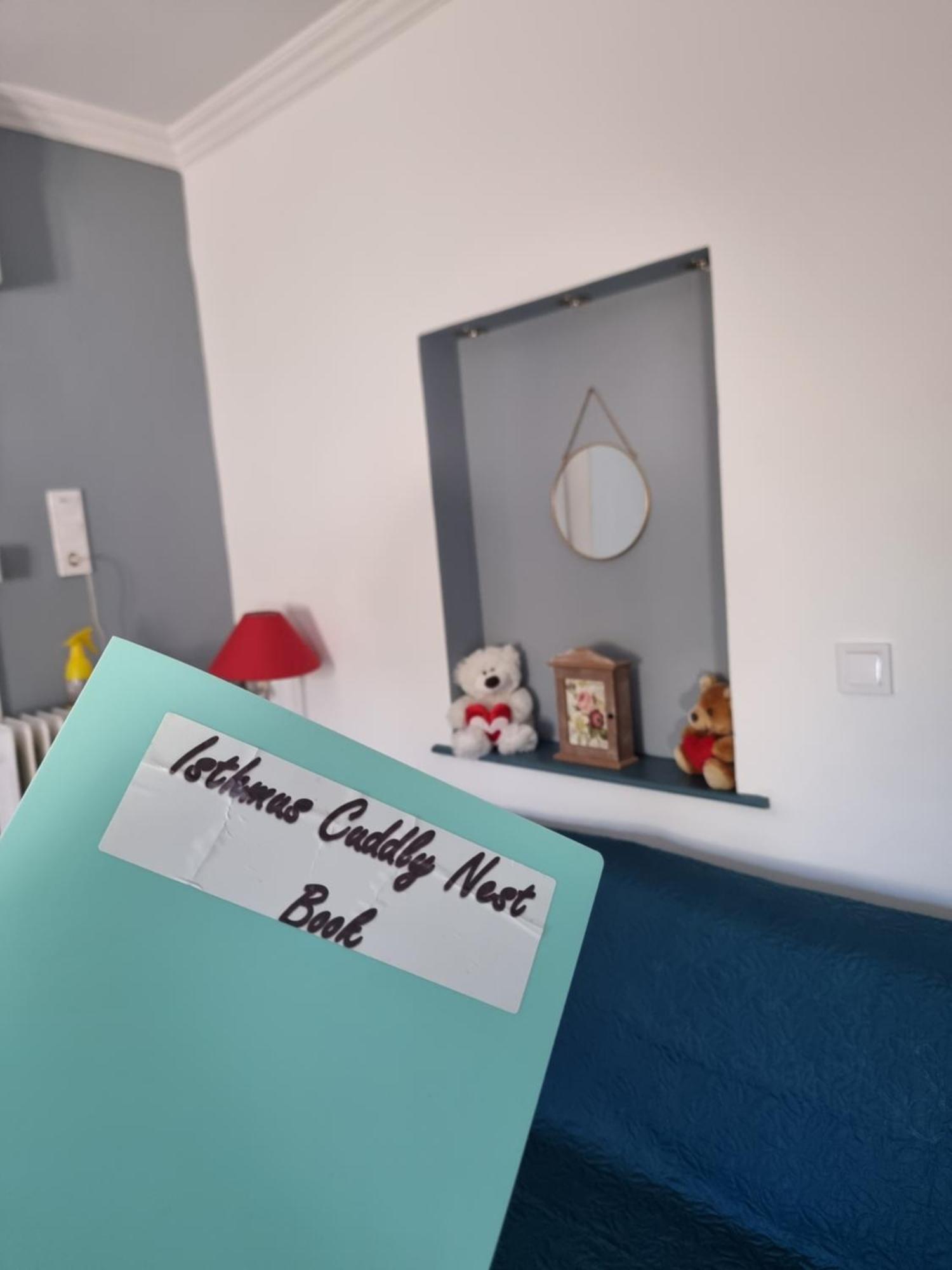 Isthmus Cuddly Nest Apartamento Isthmia Exterior foto