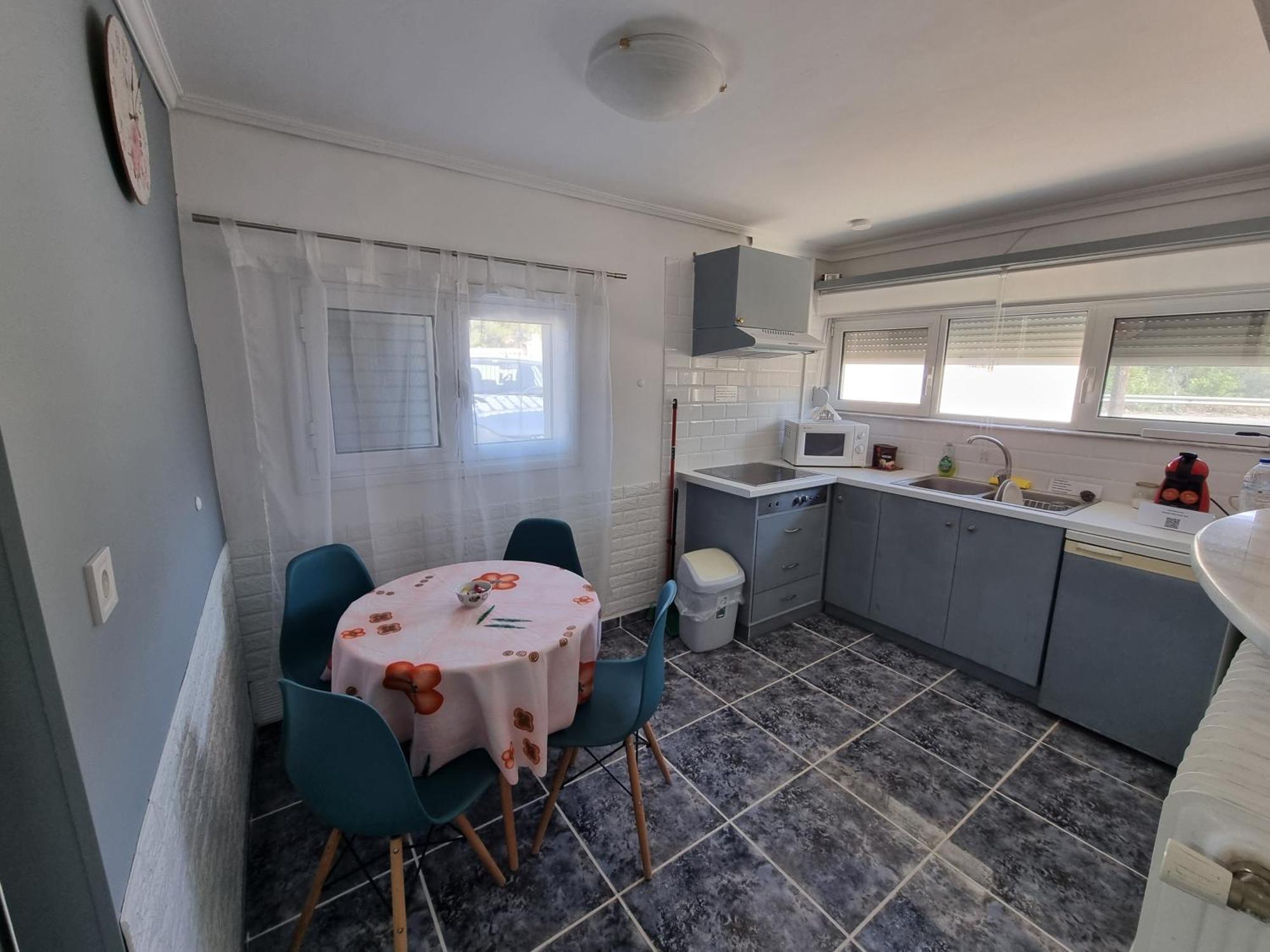 Isthmus Cuddly Nest Apartamento Isthmia Exterior foto